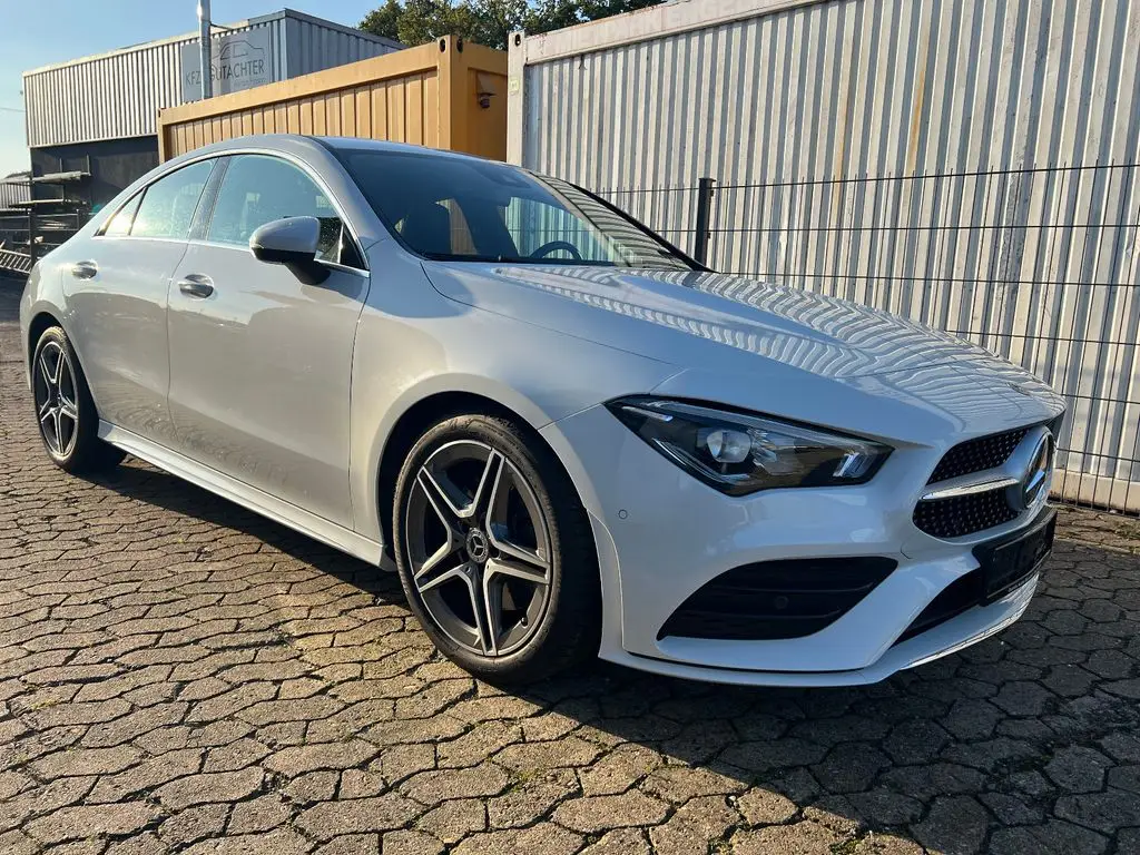 Photo 1 : Mercedes-benz Classe Cla 2022 Essence