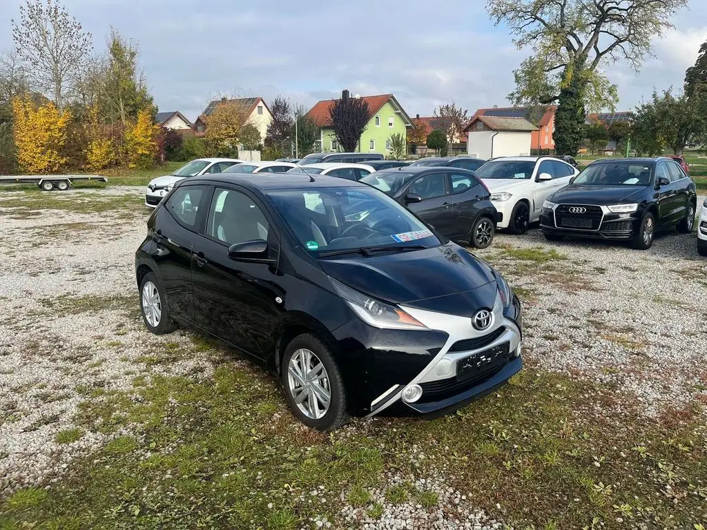 Photo 1 : Toyota Aygo X 2016 Essence