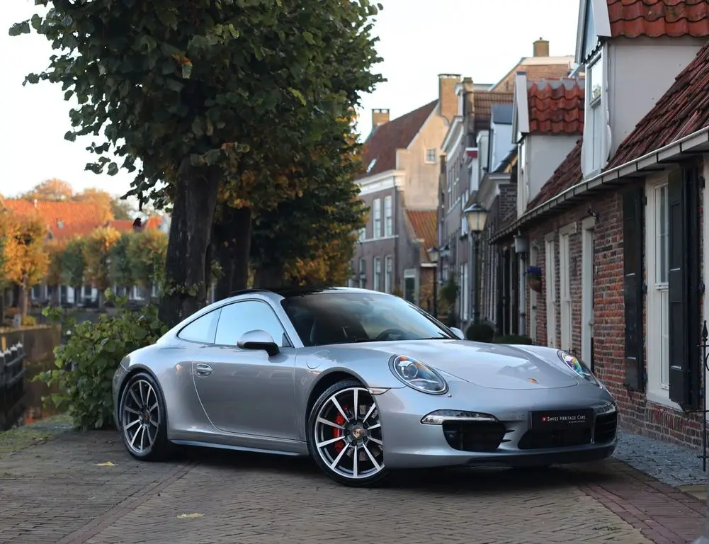 Photo 1 : Porsche 911 2015 Essence