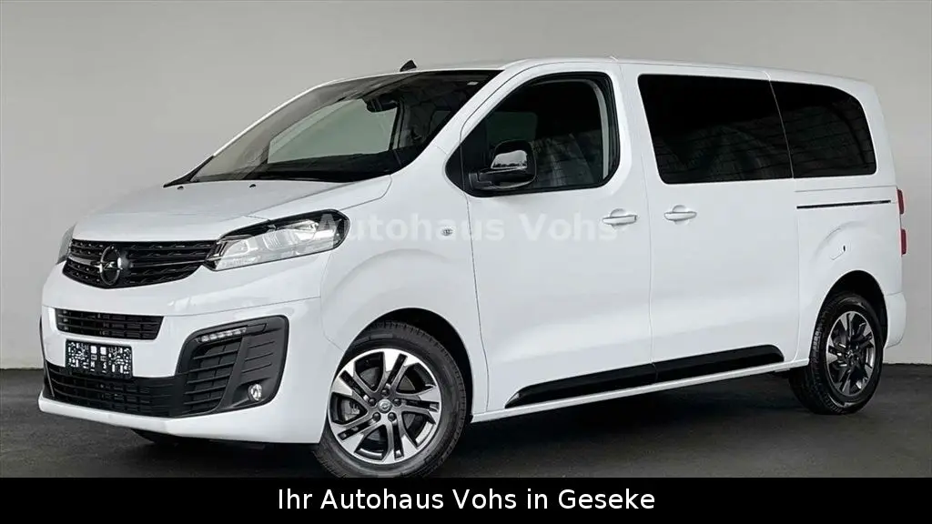 Photo 1 : Opel Zafira 2024 Diesel