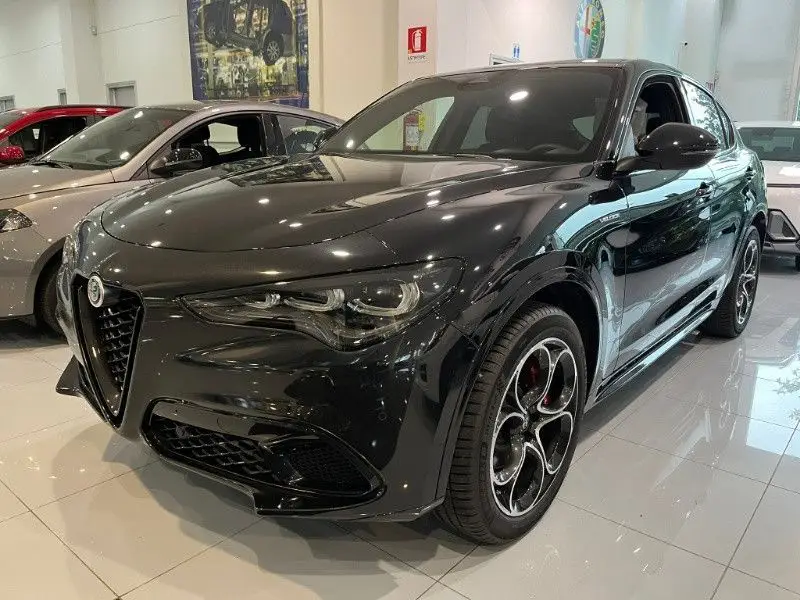 Photo 1 : Alfa Romeo Stelvio 2024 Diesel