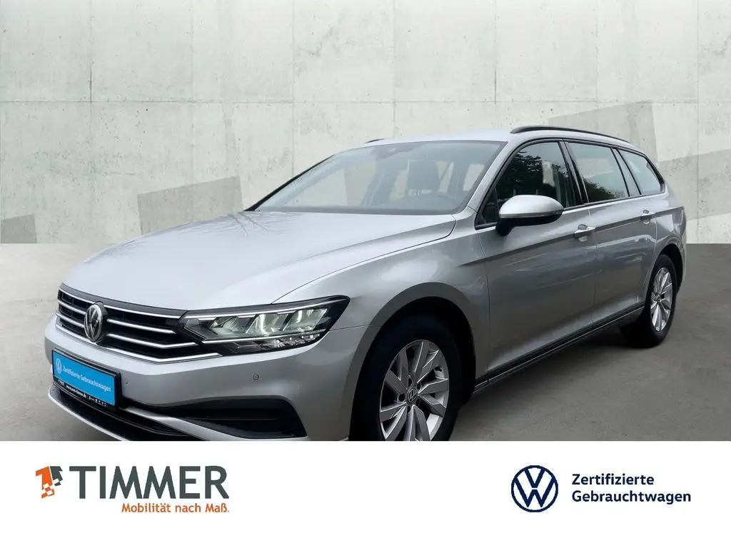 Photo 1 : Volkswagen Passat 2020 Diesel