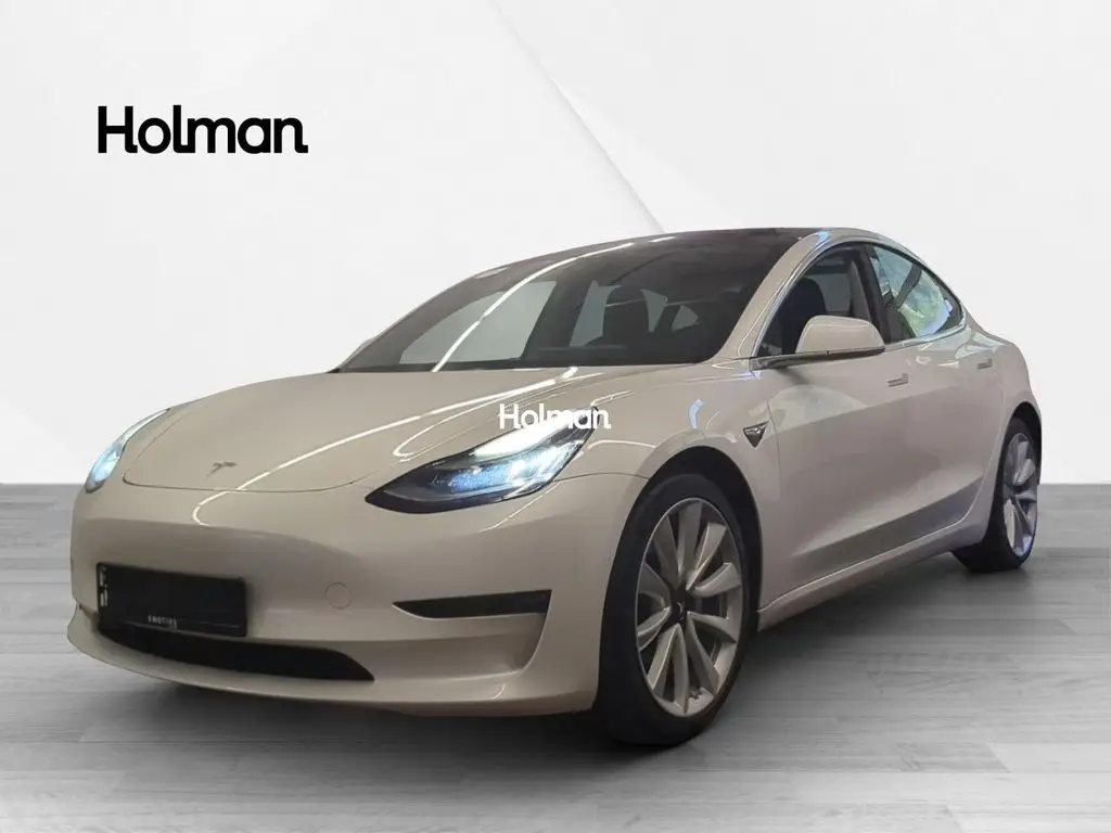 Photo 1 : Tesla Model 3 2020 Non renseigné