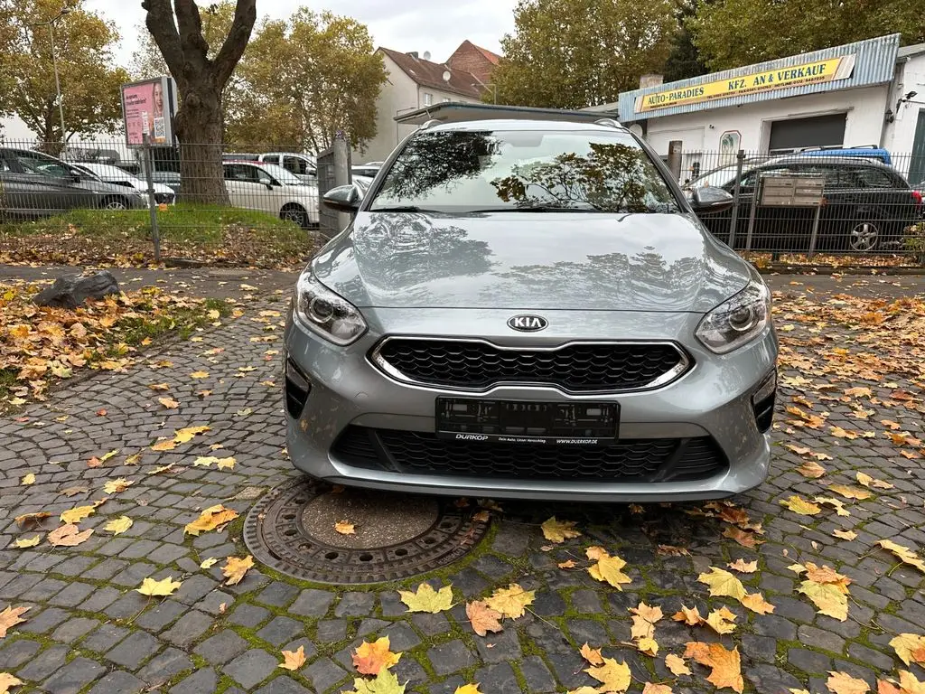 Photo 1 : Kia Ceed 2019 Essence