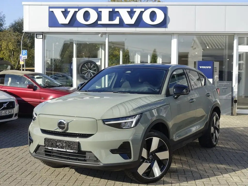 Photo 1 : Volvo C40 2023 Non renseigné