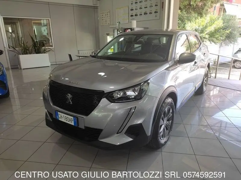 Photo 1 : Peugeot 2008 2021 Essence