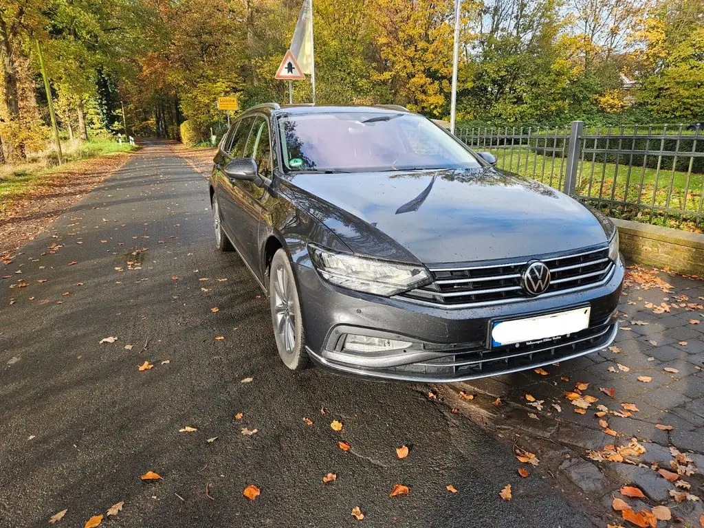 Photo 1 : Volkswagen Passat 2022 Diesel