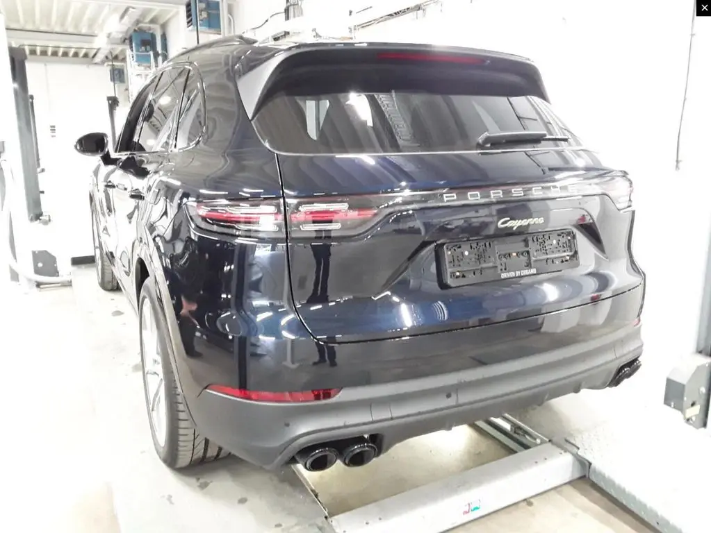 Photo 1 : Porsche Cayenne 2023 Hybrid