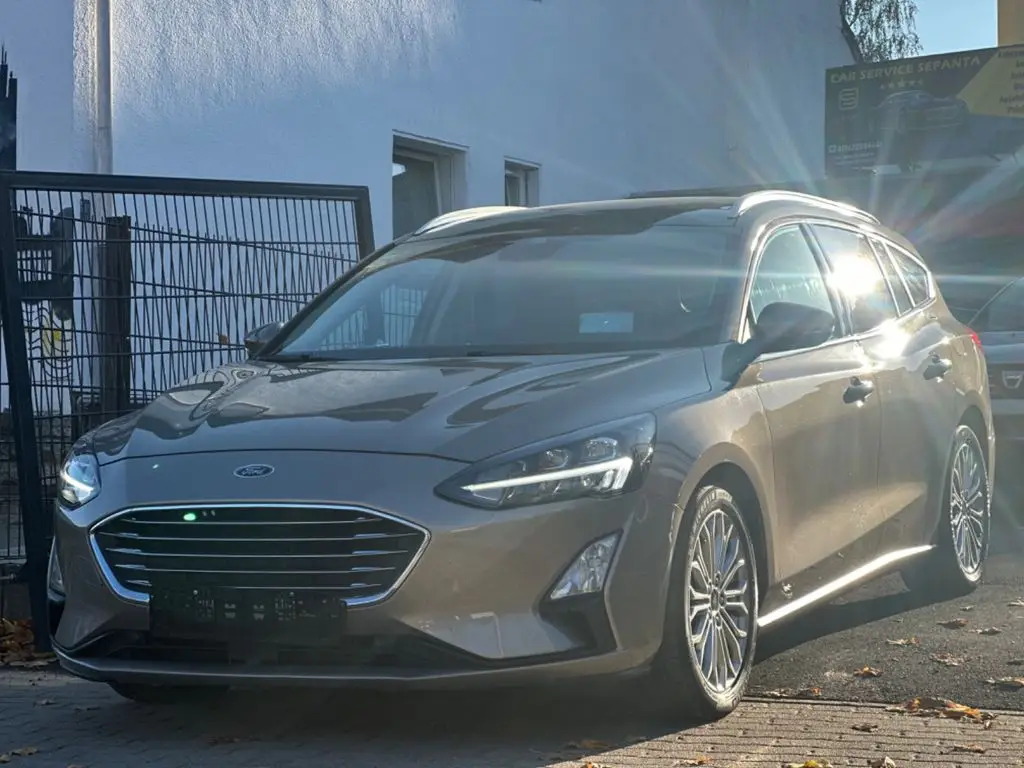 Photo 1 : Ford Focus 2019 Diesel