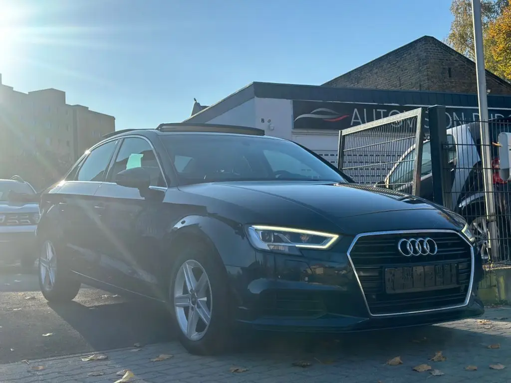 Photo 1 : Audi A3 2019 Diesel