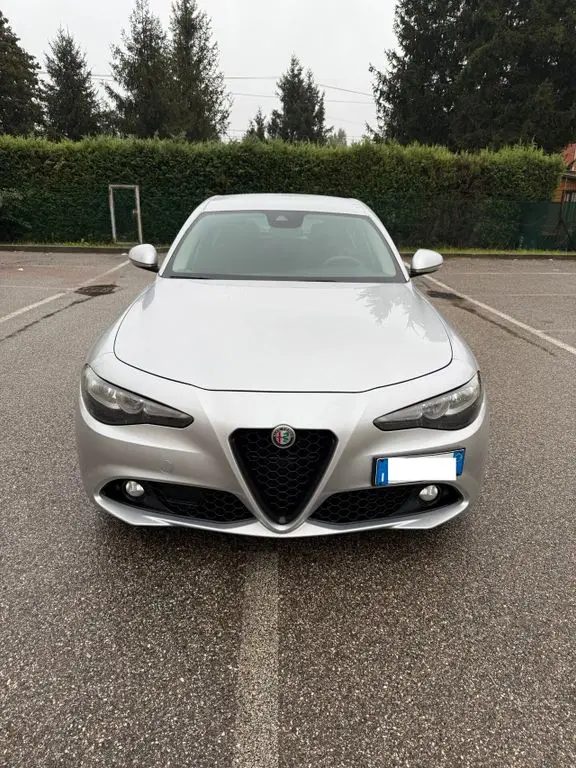 Photo 1 : Alfa Romeo Giulia 2017 Diesel