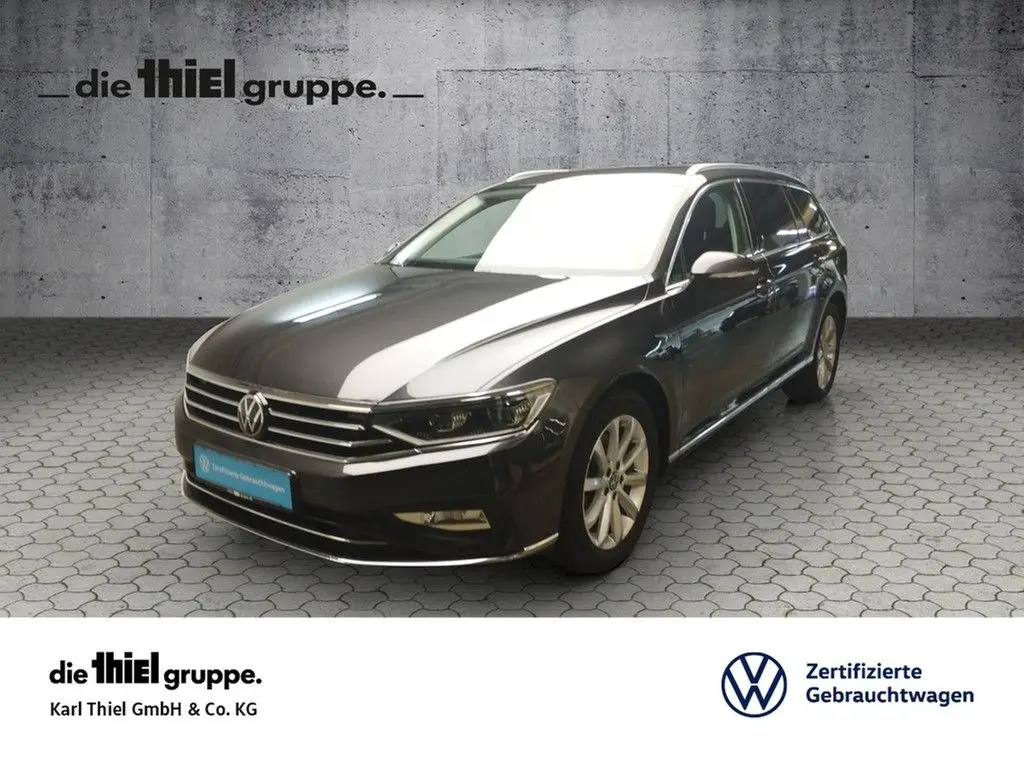 Photo 1 : Volkswagen Passat 2023 Diesel