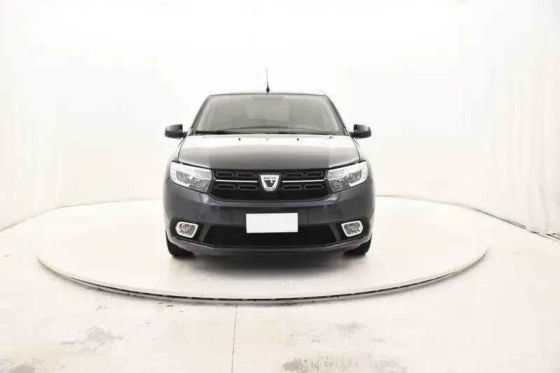 Photo 1 : Dacia Sandero 2020 Petrol