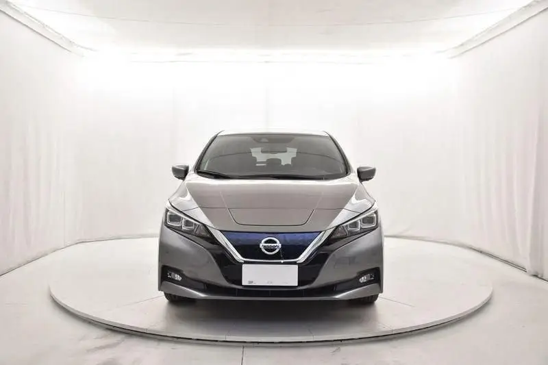 Photo 1 : Nissan Leaf 2021 Non renseigné