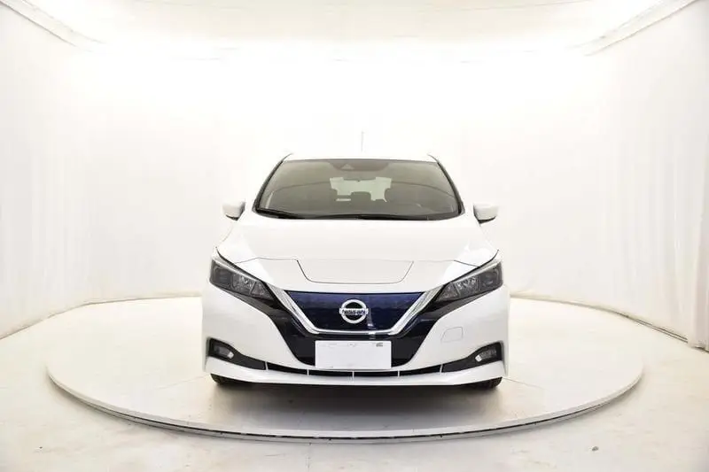 Photo 1 : Nissan Leaf 2021 Non renseigné