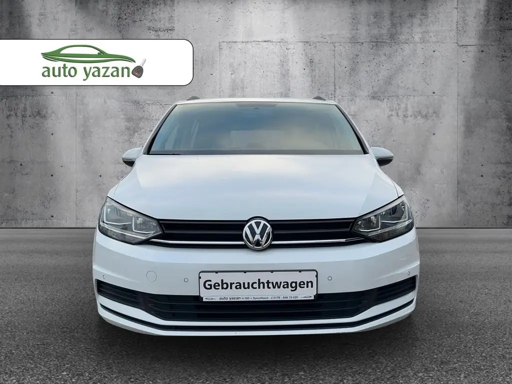 Photo 1 : Volkswagen Touran 2015 Petrol