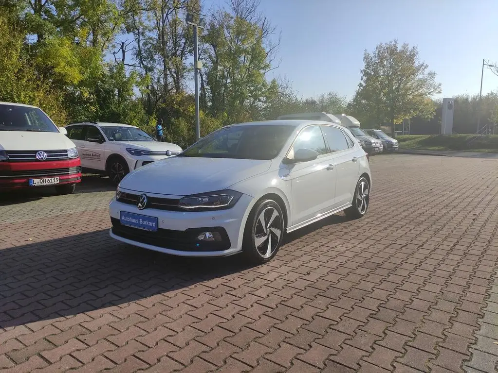 Photo 1 : Volkswagen Polo 2020 Essence