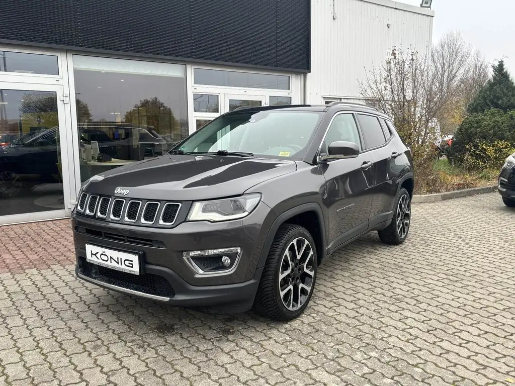 Photo 1 : Jeep Compass 2020 Petrol