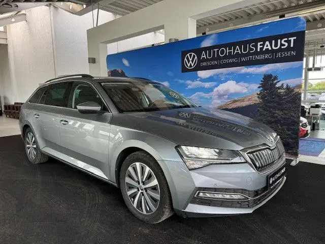 Photo 1 : Skoda Superb 2021 Hybrid