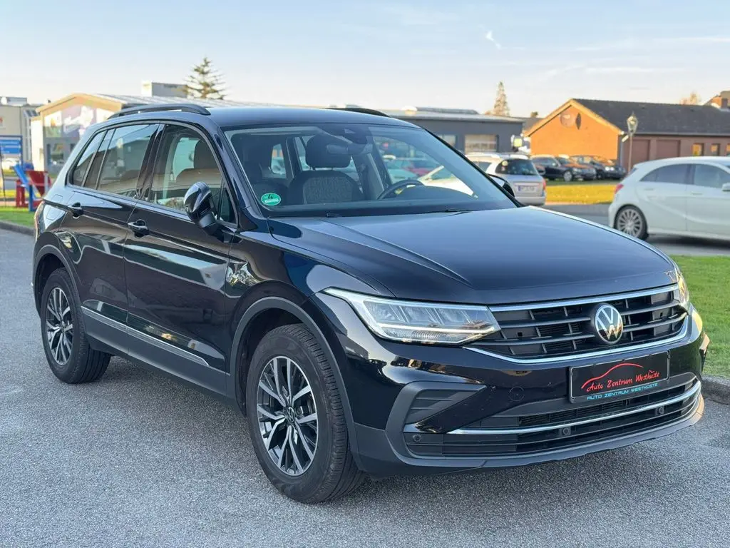 Photo 1 : Volkswagen Tiguan 2023 Petrol