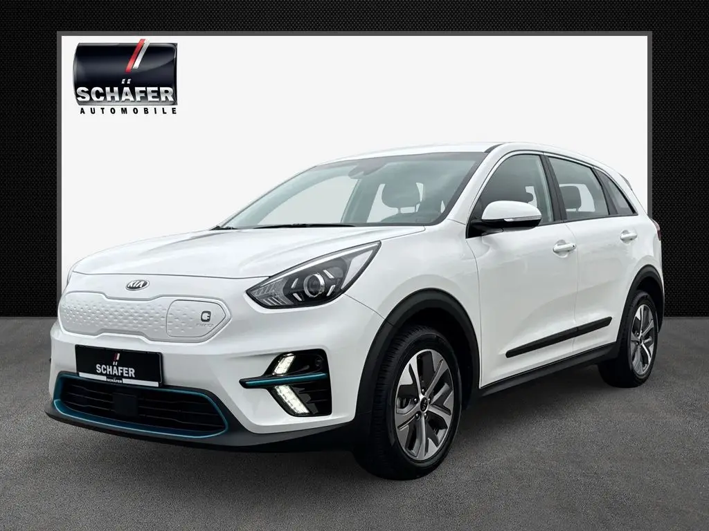 Photo 1 : Kia Niro 2021 Non renseigné