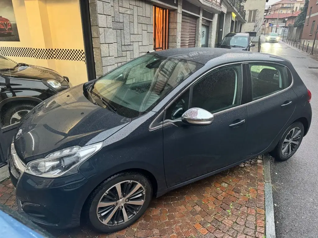 Photo 1 : Peugeot 208 2016 LPG