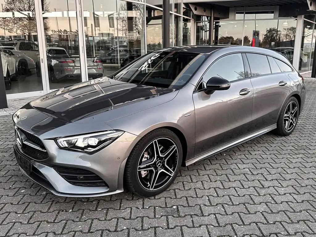 Photo 1 : Mercedes-benz Classe Cla 2020 Petrol