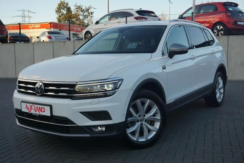 Photo 1 : Volkswagen Tiguan 2021 Petrol