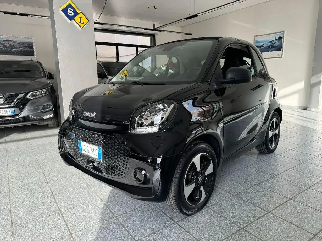 Photo 1 : Smart Fortwo 2021 Non renseigné