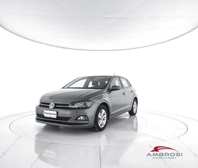 Photo 1 : Volkswagen Polo 2020 Essence