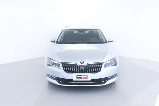 Photo 1 : Skoda Superb 2019 Diesel