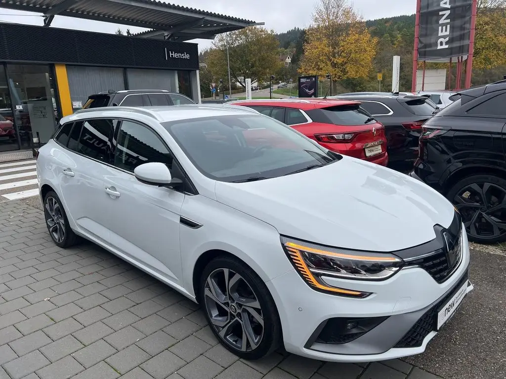 Photo 1 : Renault Megane 2021 Hybrid