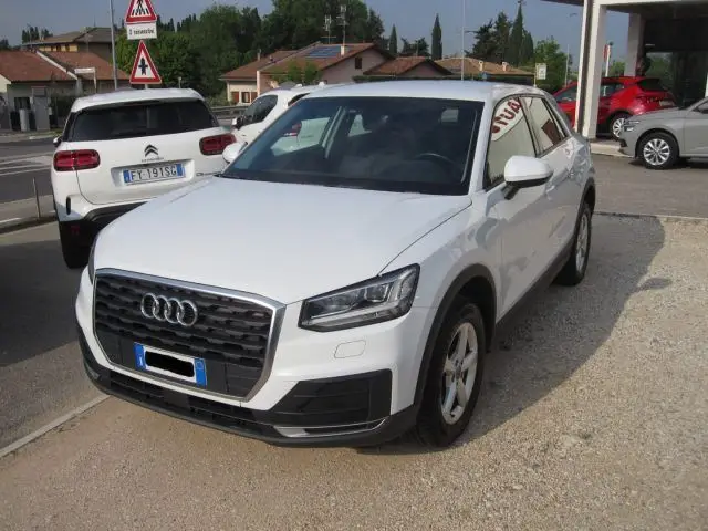 Photo 1 : Audi Q2 2020 Diesel