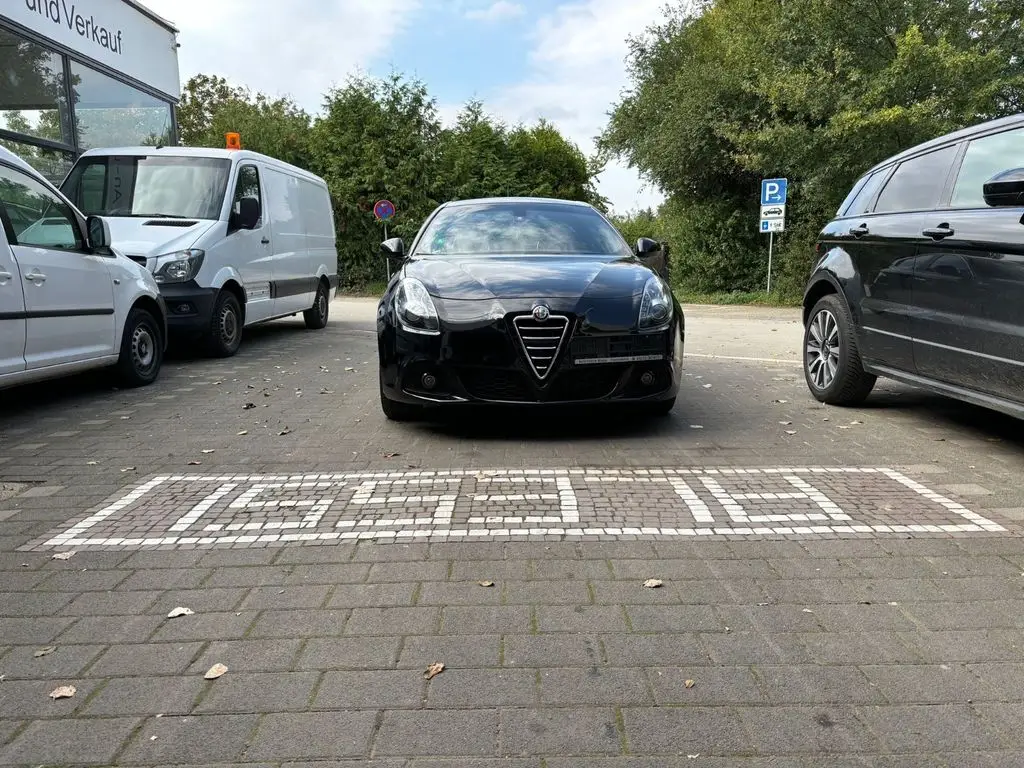 Photo 1 : Alfa Romeo Giulietta 2015 Petrol