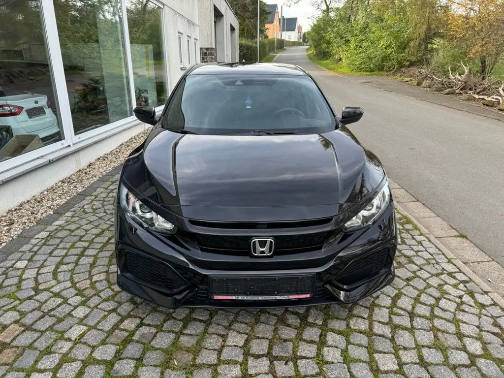 Photo 1 : Honda Civic 2018 Essence