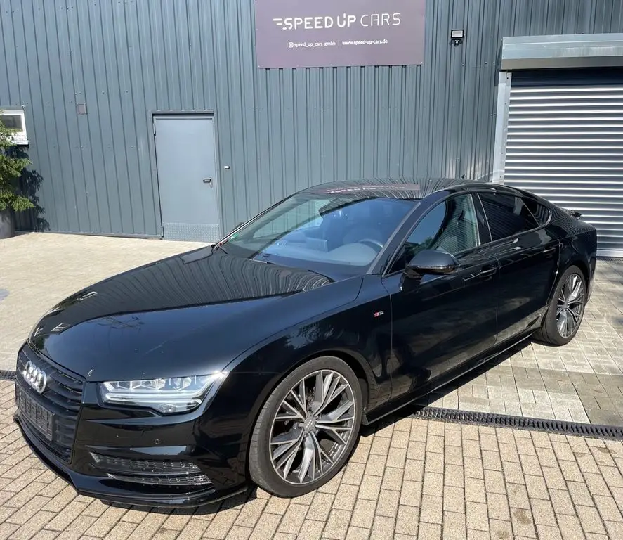 Photo 1 : Audi A7 2017 Petrol