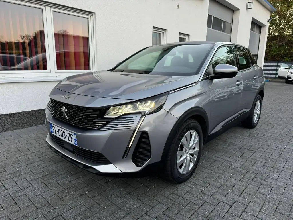 Photo 1 : Peugeot 3008 2021 Diesel