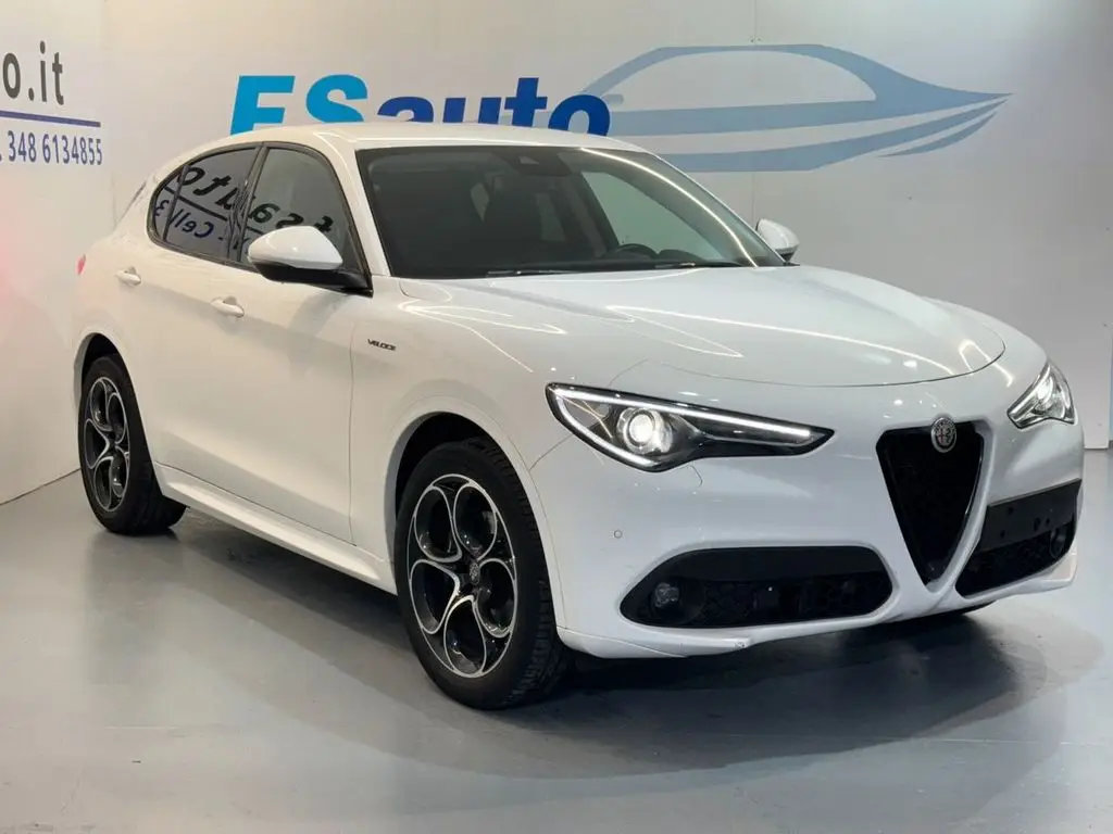 Photo 1 : Alfa Romeo Stelvio 2021 Diesel