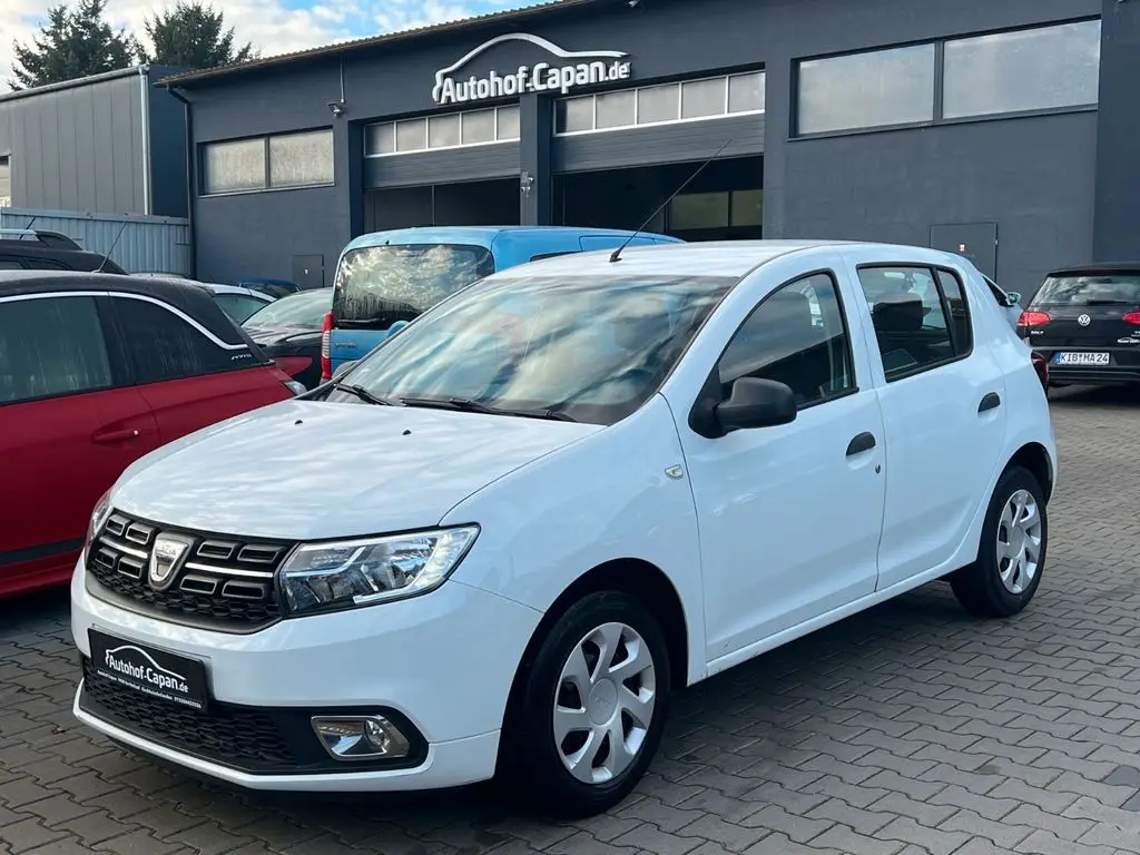 Photo 1 : Dacia Sandero 2019 Petrol