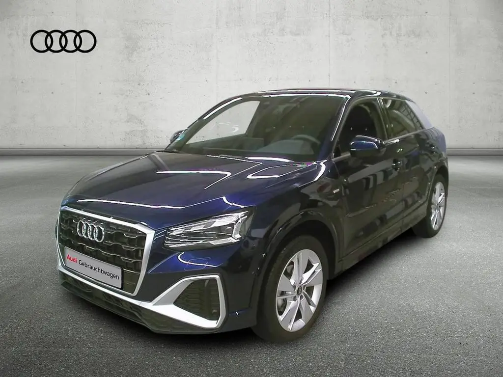 Photo 1 : Audi Q2 2024 Essence