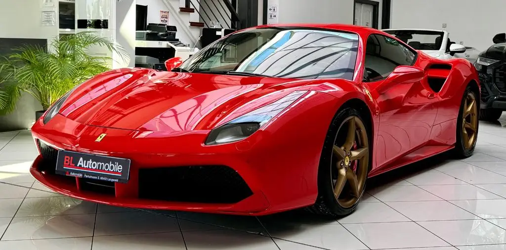 Photo 1 : Ferrari 488 2018 Essence