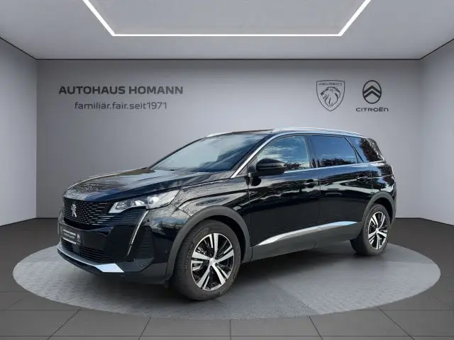 Photo 1 : Peugeot 5008 2024 Petrol