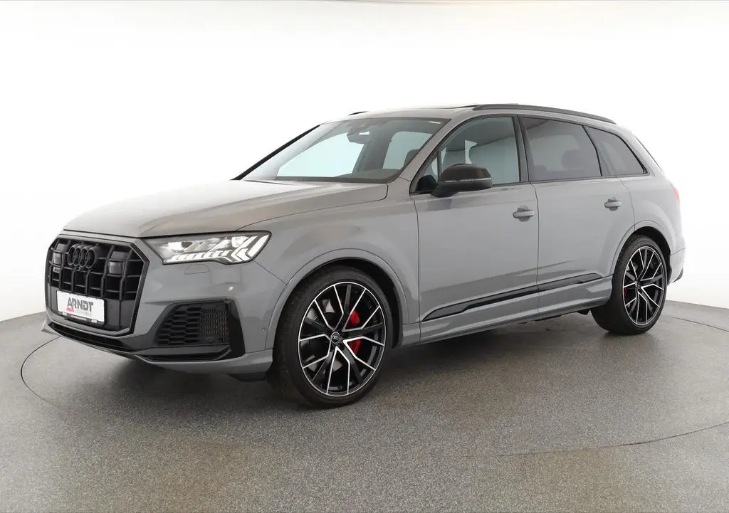 Photo 1 : Audi Sq7 2024 Essence