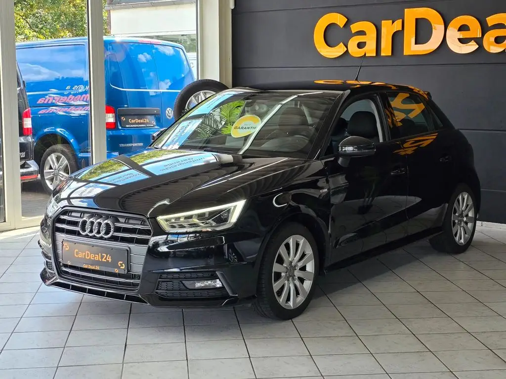 Photo 1 : Audi A1 2016 Petrol