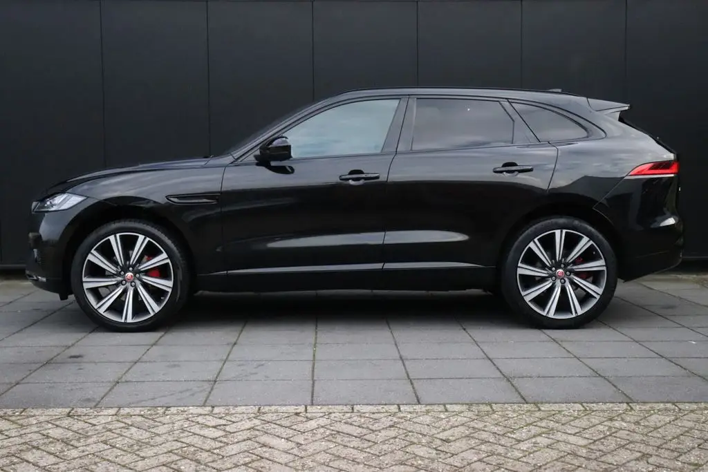 Photo 1 : Jaguar F-pace 2017 Petrol