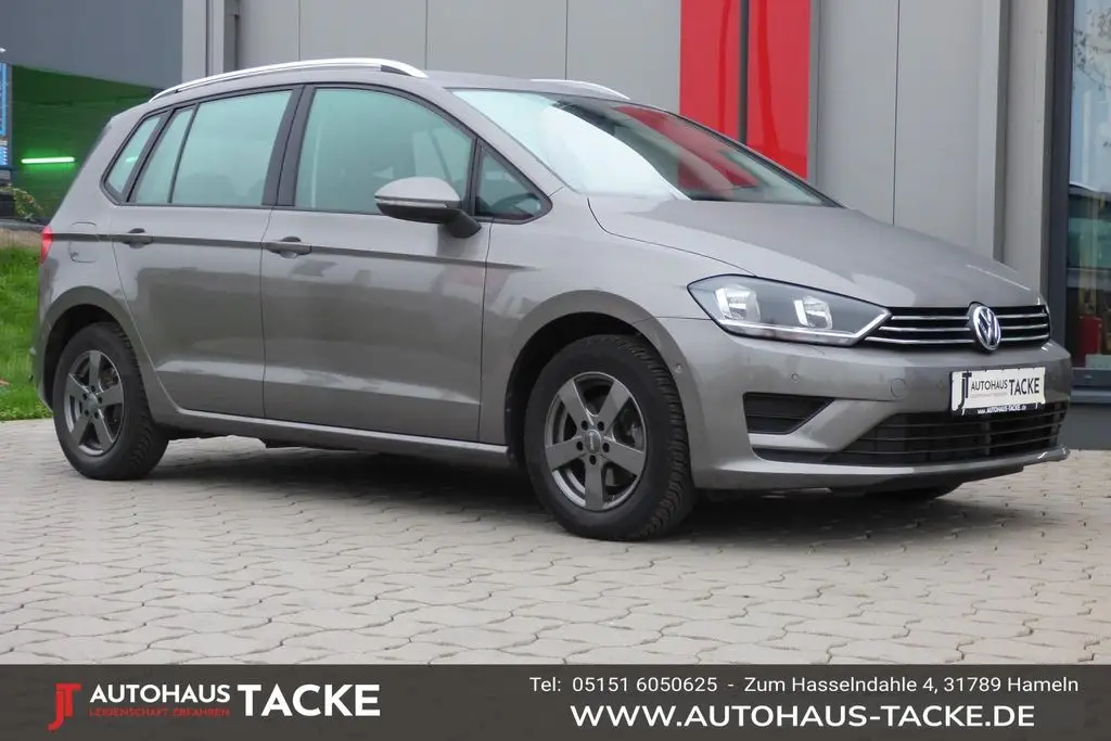 Photo 1 : Volkswagen Golf 2015 Essence