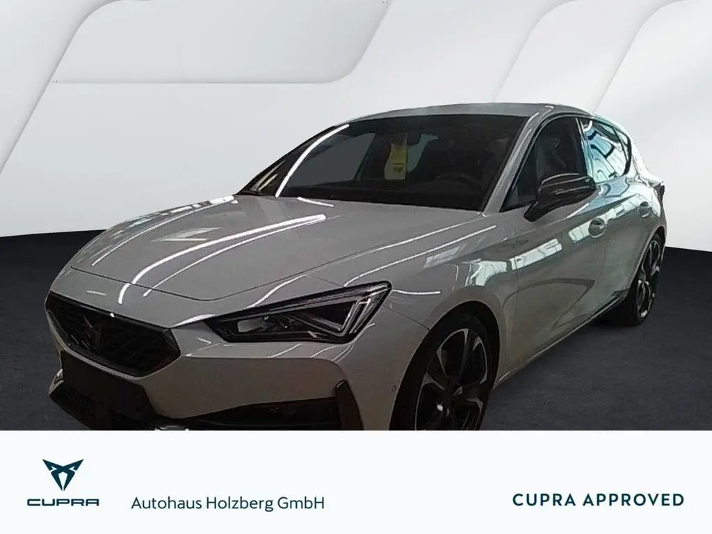 Photo 1 : Cupra Leon 2024 Petrol