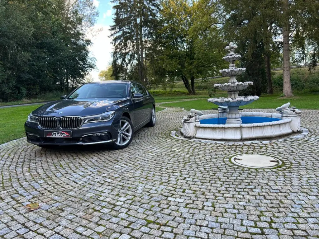 Photo 1 : Bmw Serie 7 2017 Diesel