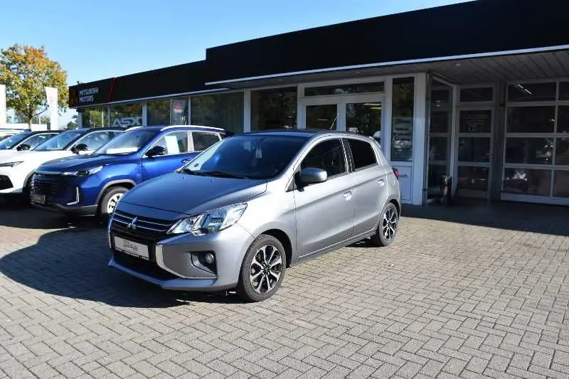 Photo 1 : Mitsubishi Space Star 2021 Petrol