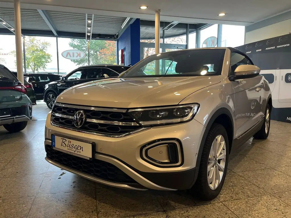 Photo 1 : Volkswagen T-roc 2022 Petrol